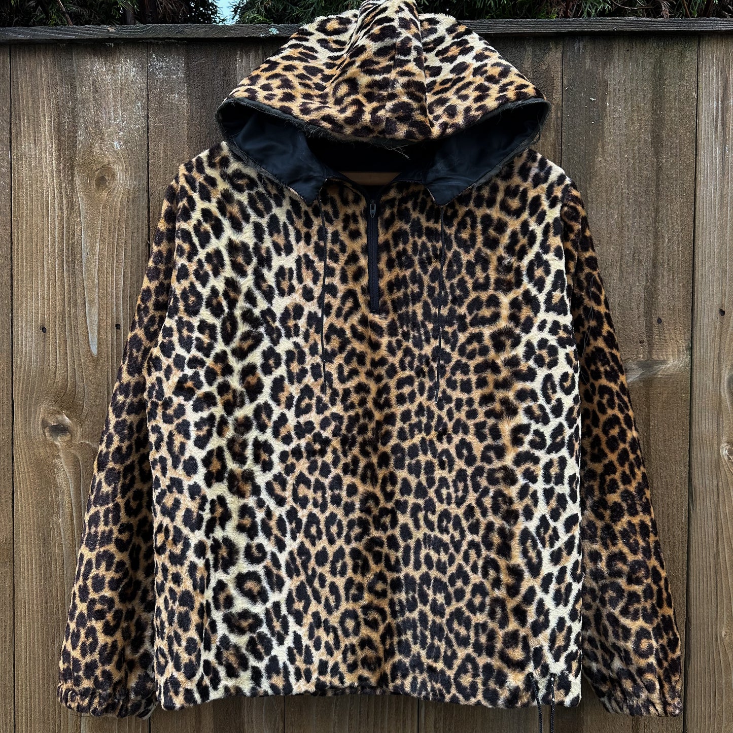 1960’s/70’s cheetah print faux fur 1/4 zip.