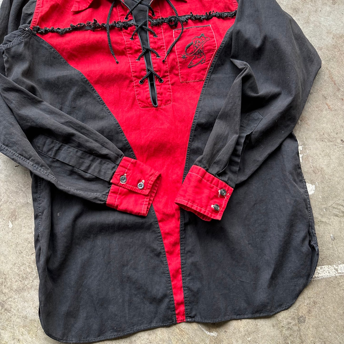 1950’s black and red cotton western shirt