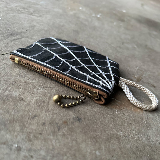 30’s style spiderweb chainstitch pouch.